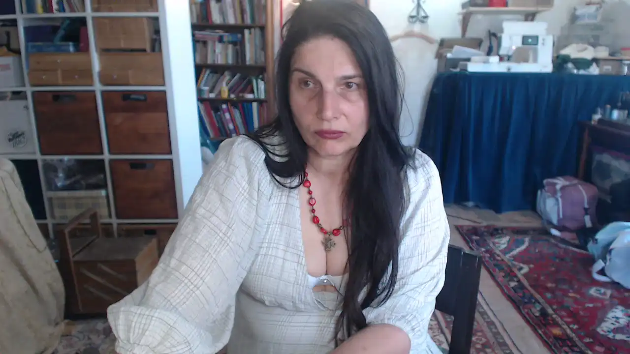 Melantha - Cam4 Free Video - 2025 01-08 07:04:19