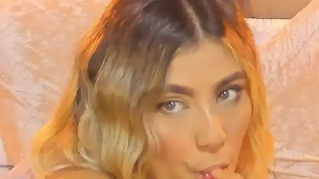 Mia-Brooklyn - Flirt4Free Free Video - 2025 01-21 23:05:48