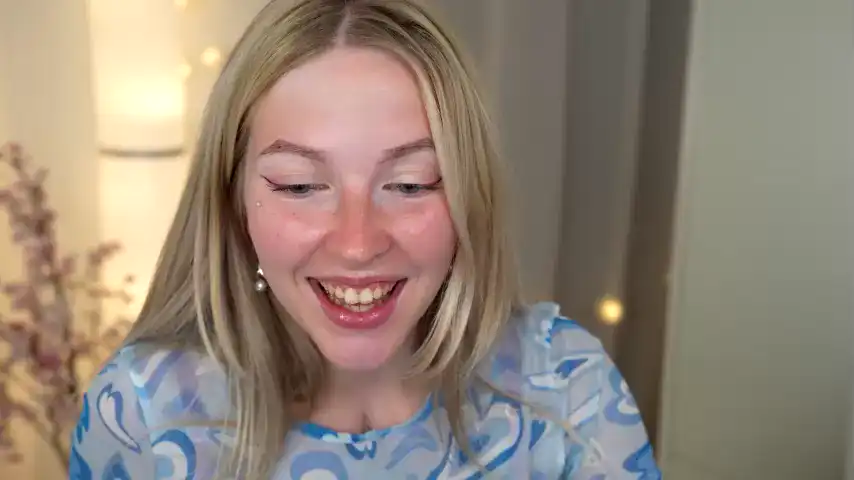My_Stella - Chaturbate Hot Show Video - 2025 04-08 10:54:24