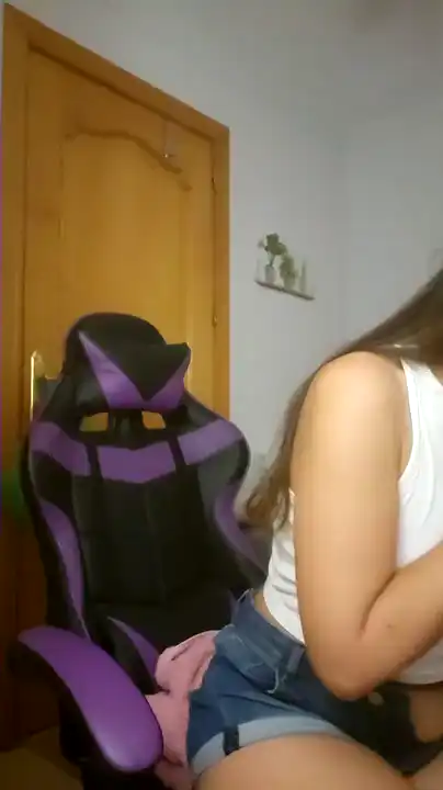 Nadia101Love - Amateur.tv Live Video Recording - 2025 03-04 21:39:26