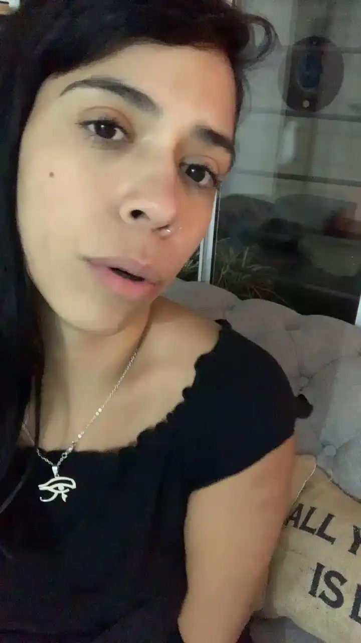 Narelachigno - Cam4 Live Video Recording - 2025 01-25 15:32:19