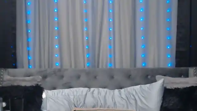 Natalie-Star - Flirt4Free Hot Show Video - 2025 01-14 04:43:47