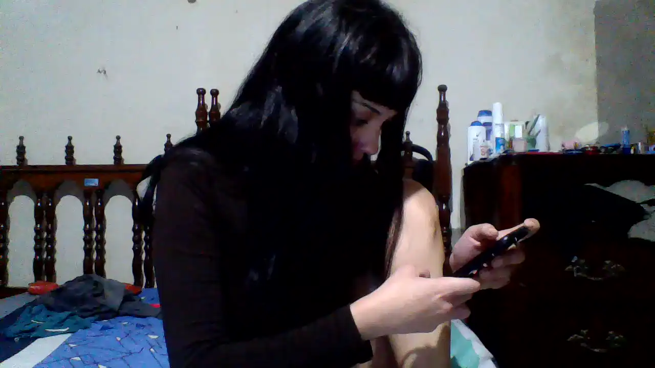 Nenarockk - Cam4 Live Video Recording - 2025 05-08 15:23:02