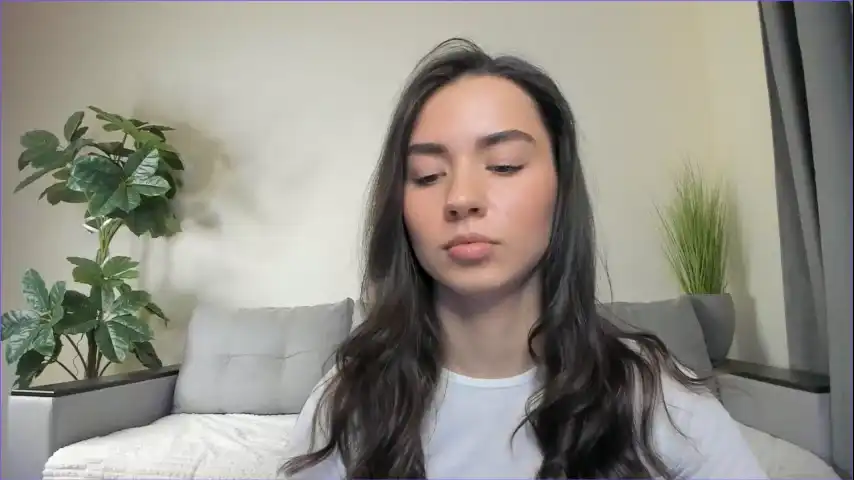 Nicoleluuv - Chaturbate Live Video Recording - 2025 03-07 26:42:27