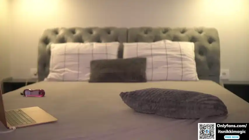 Nikkimagic - Chaturbate Free Video - 2025 01-02 04:34:46